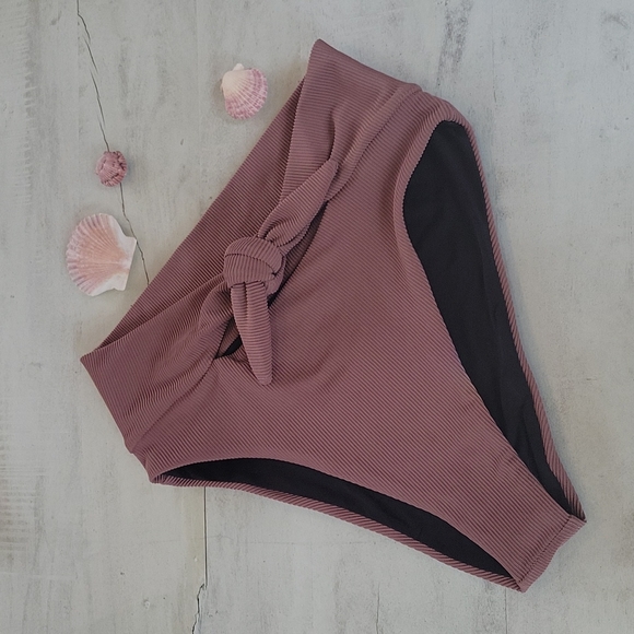 Beach Riot Rib Emma bikini bottom - Picture 2 of 5